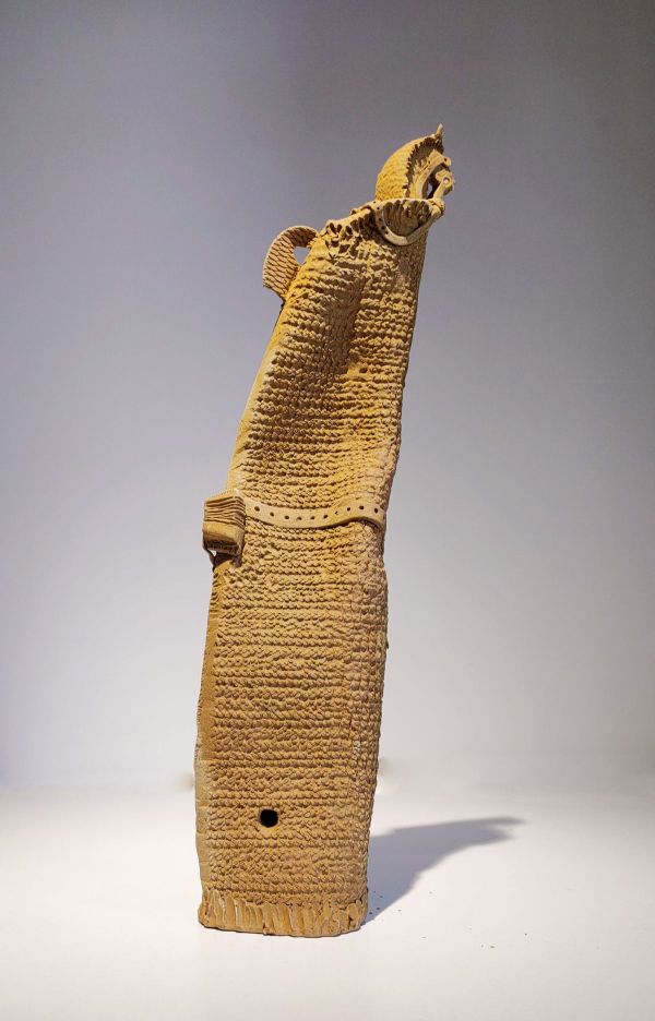Knights No:9, 2023, Red clay, 1130°, 42 x 11 x 9 cm.