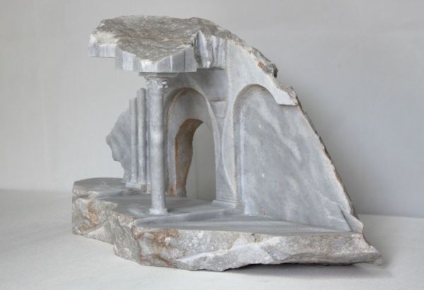 Untitled, 2025, Marble, 44 x 25 x 18 cm.