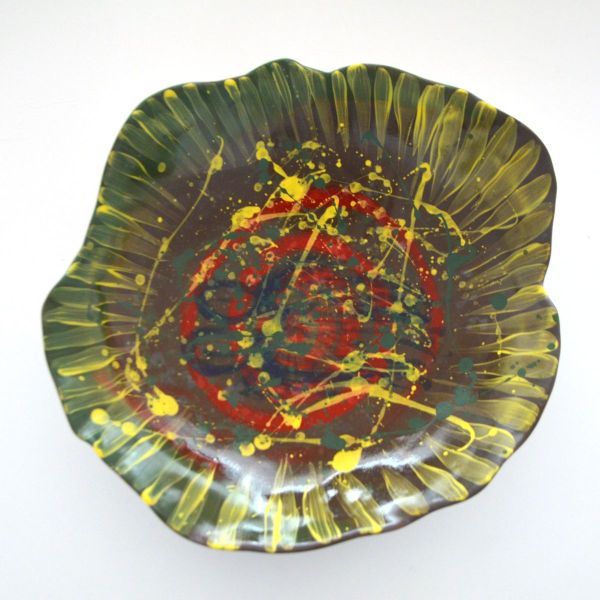 Grey Bowl, 2023, Black mud, brush decor, hand sculpting, 45 x 12 cm.