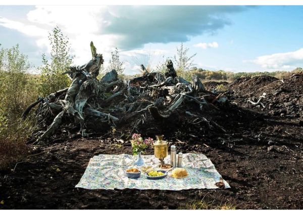 Piknik, 2018, C-Type Digital Printing, 50 x 70 cm.