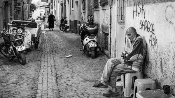 Aşk, Sadece Aşk, 2020, Diasec Print, 90 x 60 cm.