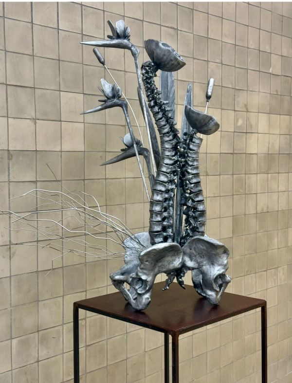 Ma-Interval, 2025, Aluminum Casting, 40 x 30 x 85 cm.